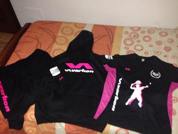 zunchera87's tweet photo. Que guapa mi nueva equipacion 2015 http://t.co/8ZXYMZXPN6