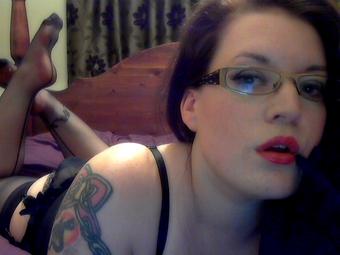 #SexySaturday seamed #stockings, #garter belt and #sexy red lips http://t.co/ye651Wabbs<a href="/tag/sexysaturday"class="tags">#SexySaturday</a><a href="/tag/stockings"class="tags">#stockings</a><a href="/tag/garter"class="tags">#garter</a><a href="/tag/sexy"class="tags"><span>#sexy</span></a>