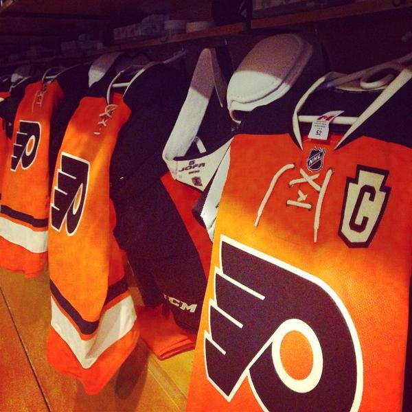 flyers jersey with laces