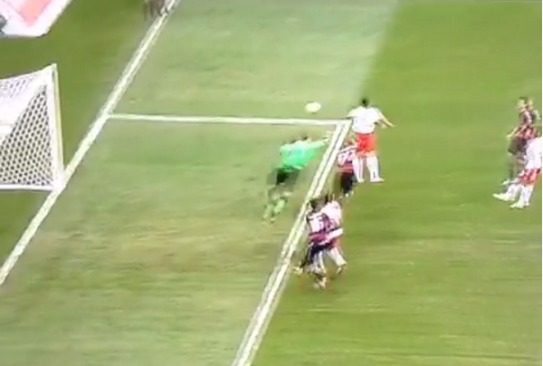 ballsdotie's tweet photo. Vine: Poland Go 1-0 Up Against Germany http://t.co/06263QmX28 http://t.co/XvhSz3O0eL