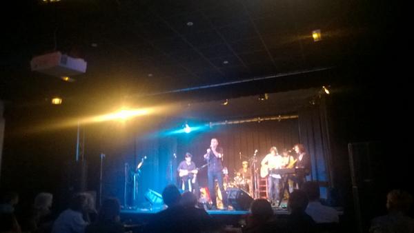 Comme toujours à la rue c'est la joie Maltosh nous enchante