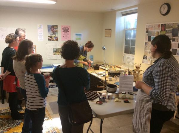 BatEaredBedney's tweet photo. Art in action! @Chantel_Greene #pdxos #pdxoslove #PortlandOpenStudios http://t.co/nxG7YxEski