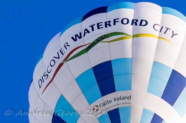 1BlondePreneur's tweet photo. @Failte_Ireland @EIECCBalloon @IrishBalloonCha Taken by @GearyAndrew in our backgarden! #waterford #balloons #RT http://t.co/HehzdlqfHm