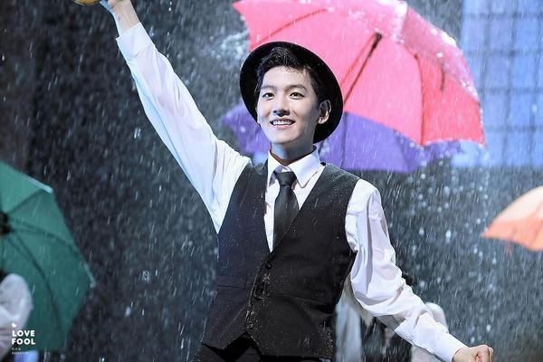 ByunBaekhyunID's tweet photo. [HQ] BAEKHYUN - Singing In The Rain © Love Fool
https://t.co/HBLEea3pF5
https://t.co/NQdbDb5iwA http://t.co/7pjdeGakHX
