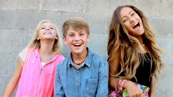 IM GONNA BEAT HIS WHITE ASS ONCE I GET HOME. WHO ARE THIS <a href="/MattyBRaps/">MattyBRaps</a>?