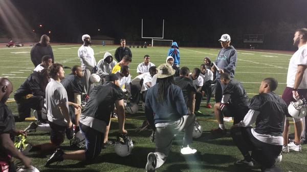 BlackTipsFXFL's tweet photo. @FXFL Great practice today! http://t.co/h7Pa5ntJ3t
