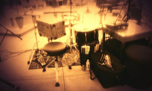 Cool setup! #drumfam RT <a href="/Toddkruger717/">Todd Kruger</a>: The office <a href="/TycoonPerc/">Tycoon Percussion</a> @EvansDrumheads @Tylereyesore <a href="/DrummerPromote/">Drummer Promote</a>