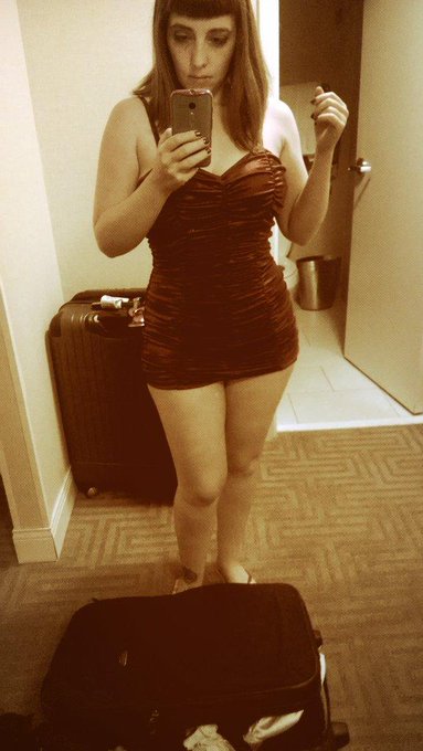 VA VA voom ! http://t.co/nNNWoVHqbz<a href="/tag/friskyfriday"class="tags"><span>#friskyfriday</span></a><a href="/tag/spanking"class="tags"><span>#spanking</span></a>