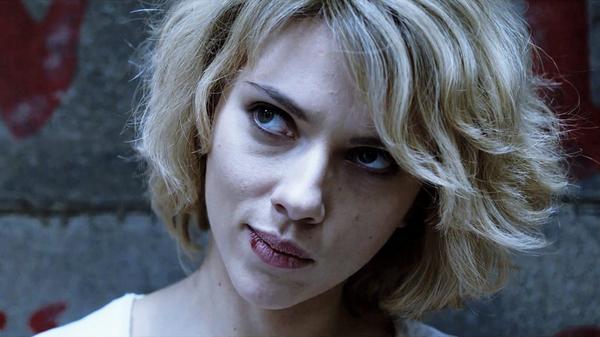cinestesiate's tweet photo. Descubre la historia  de LUCY la película y su protagonista Scarlett Johansson. http://t.co/Gy55FEPTn1 http://t.co/0U0Q8gTwh0