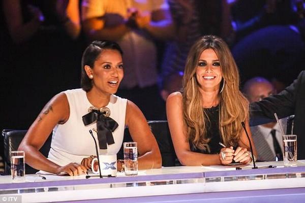 CherylUpdate's tweet image. Images of Cheryl from the first X Factor live show!