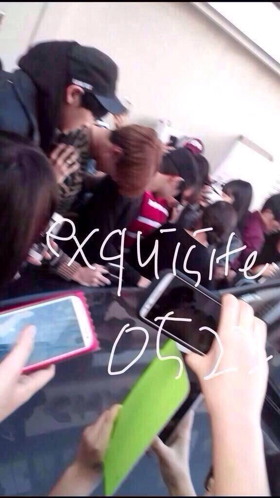 OSHXCIV's tweet photo. 141012 Sehun, Chanyeol and Kyungsoo leaving Viva Polo today... cr.cy1127S2,exquisite0522 http://t.co/PJAMZ3jH0l