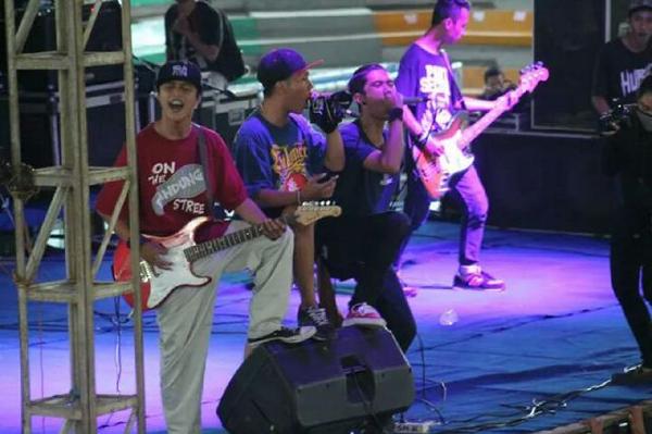 Jeeeeeeeeeeee tweet media