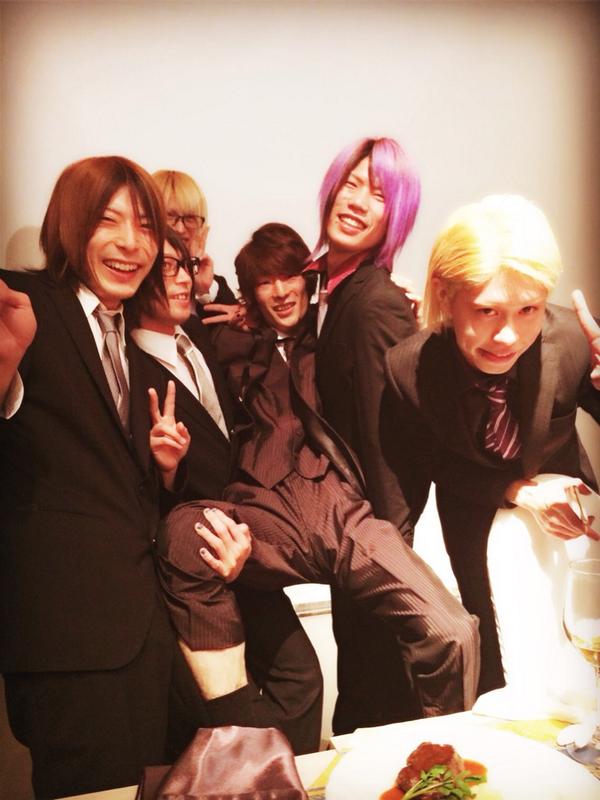 聖 Sei Twitterren 川s 川 ノ お遊戯ゎが魔々団 Paradeis のメンバーで Http T Co Sghx49uvdr