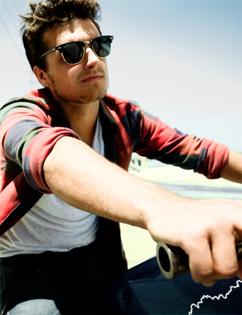 Happy birthday Josh Hutcherson!!! 