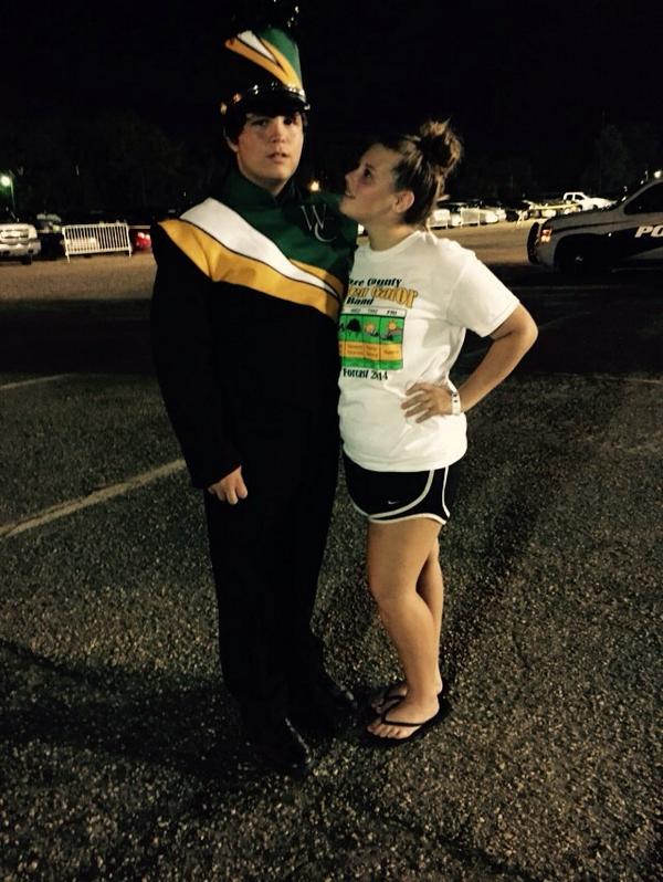 marahetatum's tweet image. basically my world in one picture 💋 #postperformance