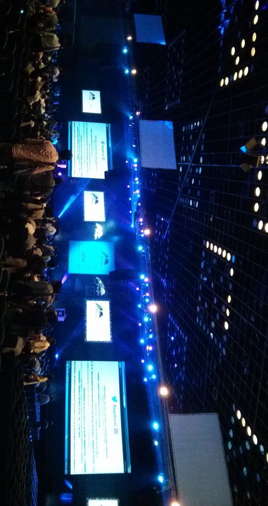 ganex's tweet image. #pegadevcon This is really good! Stage is ready.