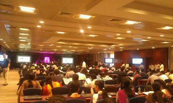 vijay_vaddem's tweet image. What a way to start PDC 2014! A jam packed hall for Immersion session... #pegadevcon