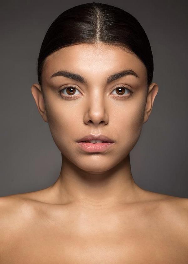 sjemakeup's tweet photo. I think I have no makeup, makeup down in this one. http://t.co/uHh3MOdoBR