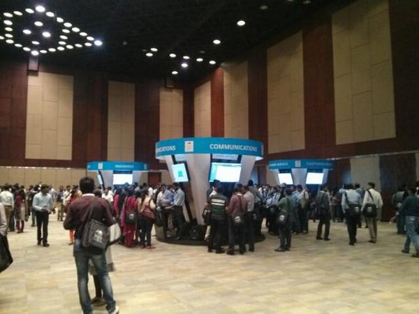ganex's tweet image. Awesome Crowd #pegadevcon
