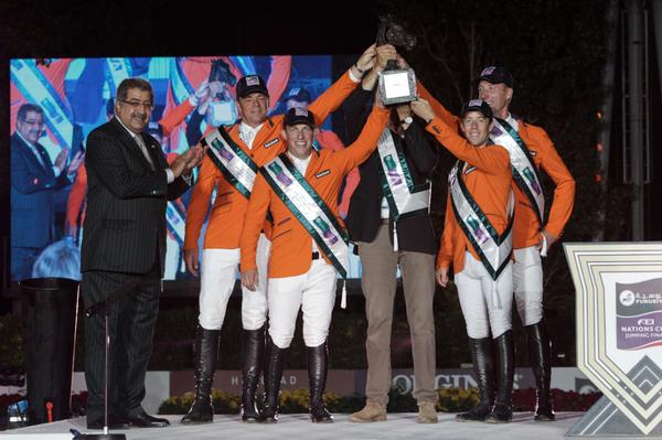 CSIOBarcelona's tweet photo. Holanda completa una temporada de somni guanyant la #FurusiyyaFEINationsCUP y el Mundial de @normandie2014 http://t.co/fowJJRE7U0