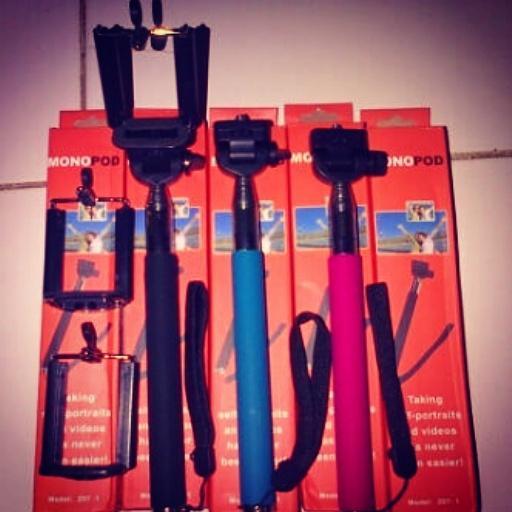Tongsis holder U (Biru , Pink , Hitam) Harga <a href="/43/">43</a>.000 . Minat? SMS : 08977777706 / 087888333282 BBM : 7E8EEEC5