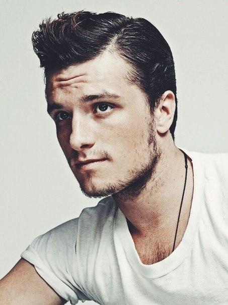 Happy 22th Birthday Josh Hutcherson)  
