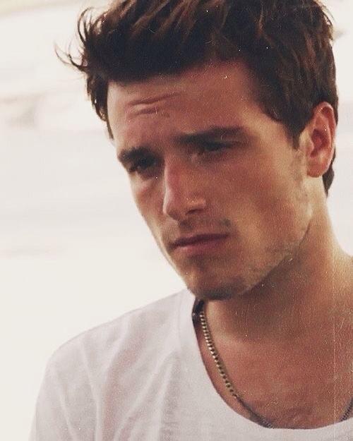 Happy birthday Josh Hutcherson     