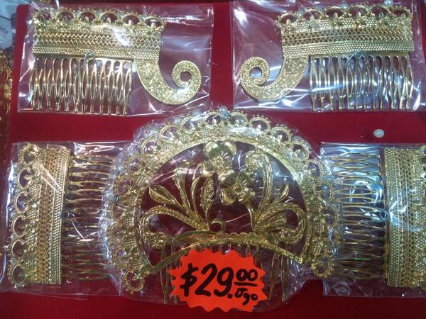 Mi_pollera's tweet photo. Juegos de Peinetas para pollera a solo B/.29.00 el juego de 5 pieza http://t.co/gXoy0bBNwm