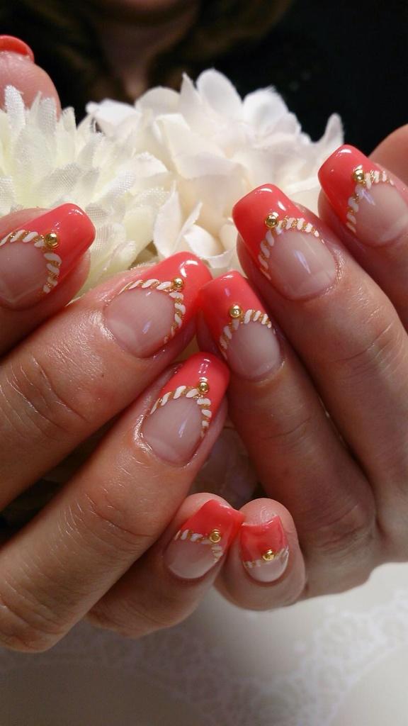 توییتر モテ ネイル در توییتر ロープで縁取ったフレンチネイル 深めのフレンチで爪をきれいに見せてくれるデザインのネイルですね Http T Co Sltjq9h98p