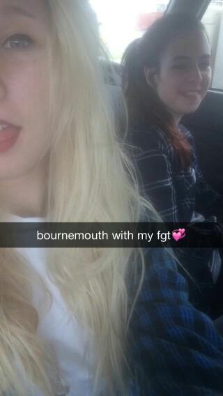moonlitmcvey's tweet photo. ME AND BETH ARE ON OUR WAY TO BOURNEMOUTH SEE YOU SOON BBIES @TheVampsBand http://t.co/PoX88AX3zP