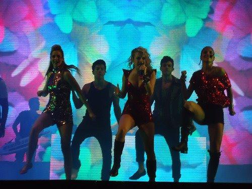 duetoschamel's tweet photo. #2AnosSemRebelde http://t.co/F5ppMXlUeN