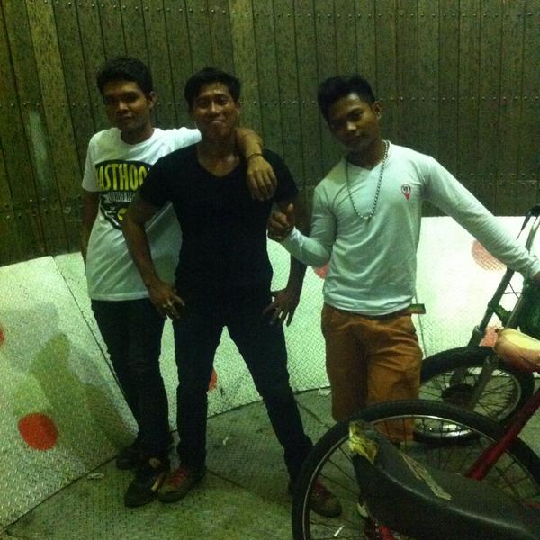 roiradio's tweet image. ini dia wajah dari si "anak setan" tadi di tong setan. GOMBRAAAAAANG! @kickfest  #LoopKickfest2014