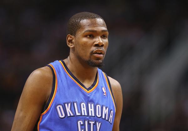 SportsCenter's tweet photo. THIS JUST IN: Thunder F Kevin Durant is expected to miss 6-8 weeks with a right foot injury. http://t.co/92WhZ3whJM
