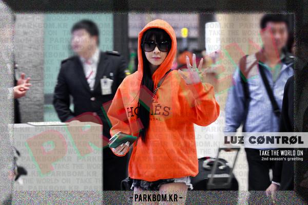 parkbom_kr's tweet photo. 2015 시즌그리팅 <루즈컨트롤> 프리뷰. @haroobomkum ♥ #봄 #BOM #티티따오 #TTWO #루즈컨트롤 #LUZCONTROL #4 한국어공지 >> http://t.co/CjF25W7IY0 http://t.co/3gojhyGDoG
