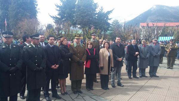 Un afectuoso saludo a <a href="/municoyhaique/">Ilustre Municipalidad de Coyhaique</a> y todos los habitantes de esta hermosa ciudad q hoy conmemora su 85 Aniversario