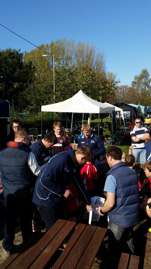 Dave Seymour &amp; <a href="/Millzyneath/">Jonathan Mills</a> engaging with players,parents,coaches &amp; fans today at <a href="/KidsFirstRugby/">Kids First Rugby</a> festival #yourclub