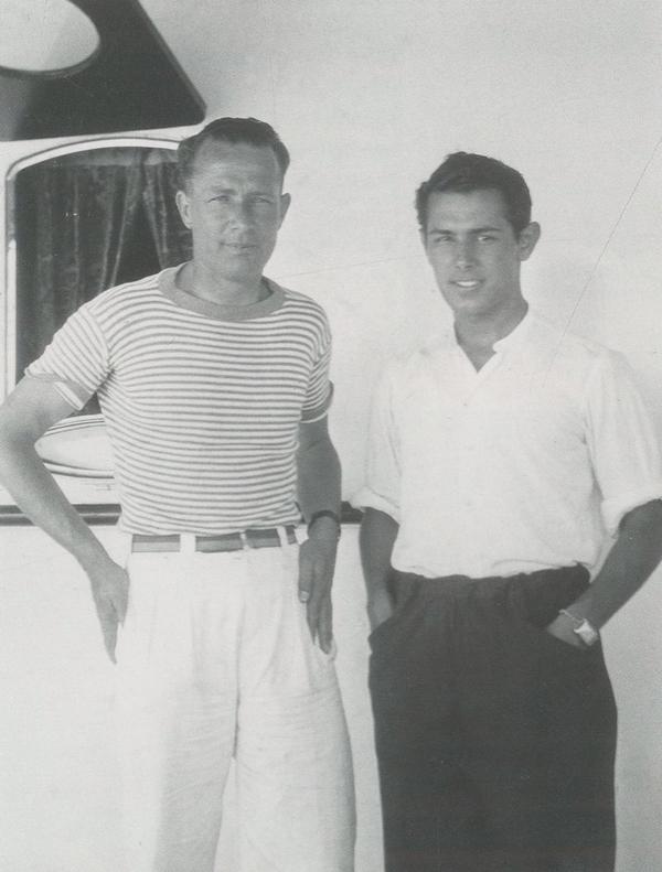 Ruben_Octavio's tweet image. Alvar Aalto (l) and Antonio Bonet Castellana (r) on board the S.S. Patris during the 4th CIAM conference in 1933.