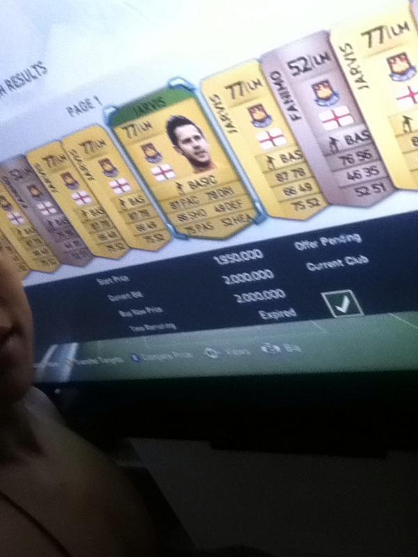 FIFADONOR's tweet image. Who remembers the 2million coins wager I lost on Fifa 14 :( #gutted