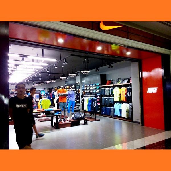 nike store jogja