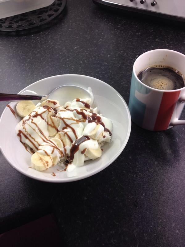 SWwithLaura's tweet image. Fab Sunday Dinner #synfree #extraeasy #noguilt #slimmingworld 
Still room for pud too! #nodiet #lovefood