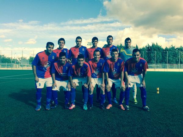 Partidazo del Ujaf
Santa Cruz Ujaf 5 - 0 Rayo Carrascosa
Urbina hizo los 4 goles y uno en p.p. Hicieron la manita.