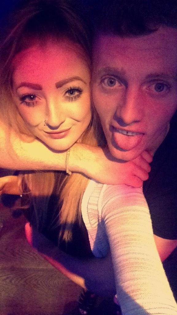 Abbey_09's tweet photo. Weekends Bants 👌 http://t.co/AxuWVFzoio