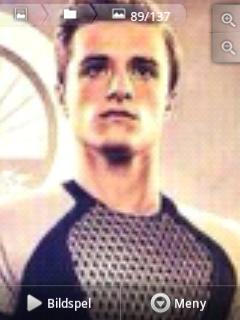 Happy birthday to Josh Hutcherson on his 22nd birthday! He will be the best actor in the world! Love Multifandomfan1 