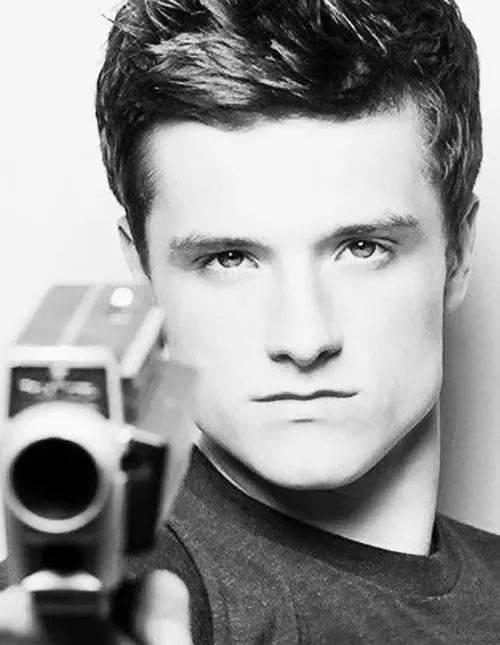 Happy Birthday Josh Hutcherson! 