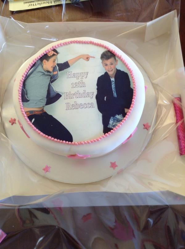 RebeccaLuvsBam's tweet image. @OverloadGen @BarsAndMelody #OverloadGenToWinXFactor2014 #Bambino4life @BarsAndMelody