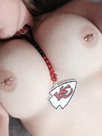 I know it's a bye week but... Go chiefs! :D @NFLBoobs1 http://t.co/uX3wBoQ55Z<a class="tags" target="_blank" title="On Twitter" href="/?out=eyJ0eXAiOiJKV1QiLCJhbGciOiJIUzUxMiJ9.eyJpYXQiOjE3MjIxMDEyMDQsImlzcyI6InR3cG9ybnN0YXJzLmNvbSIsIm5iZiI6MTcyMjEwMTIwNCwiZXhwIjoxNzUzNjM3MjA0LCJyZWRpcmVjdF91cmwiOiJodHRwczovL3R3aXR0ZXIuY29tL05GTEJvb2JzMSJ9.A0U7bYfbDG4eK9rBp9FKjE6H72nxBYe8OKnzX-kjP2Bk42tuV-XZCXxrk098yKAIQV_tRTMKBm3vSXQPA532Vw">@NFLBoobs1</a><a href="/tag/mvsales"class="tags"><span>#mvsales</span></a>