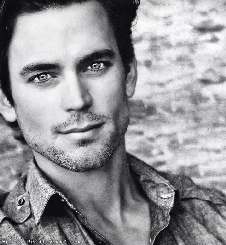 Happy belated birthday to this dilf Matt Bomer   