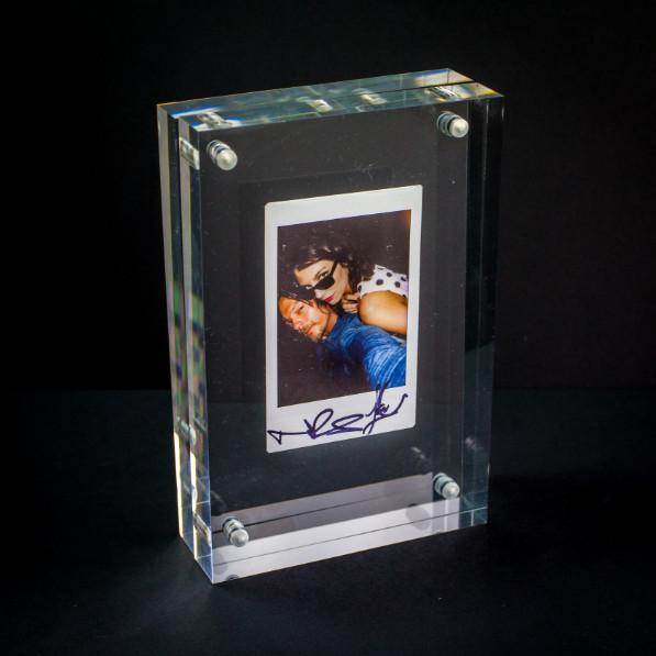 The Walking Dead (@walkingdead_amc) on Twitter photo RT for a chance to win a signed Polaroid of #TheWalkingDead cast! #TWDCastSweeps RT for a chance to win a signed Polaroid of #TheWalkingDead cast! #TWDCastSweeps