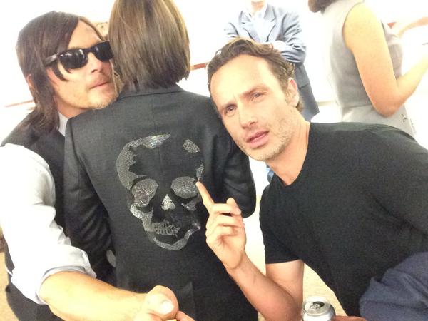 WalkingDead_AMC's tweet image. T-minus one hour. We repeat: t-minus one hour until #TheWalkingDeadPremiere.