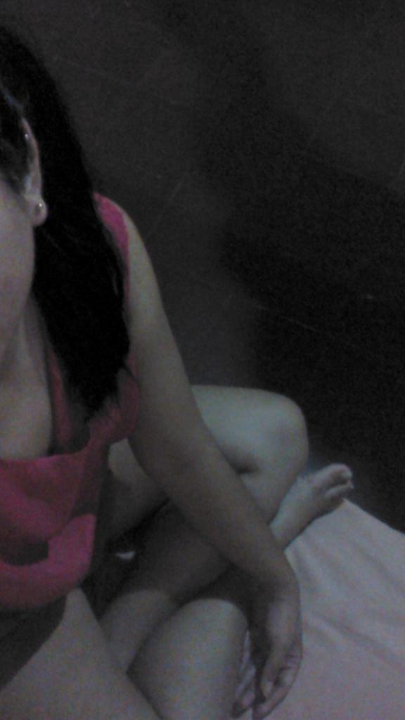 BrujiX3's tweet photo. En esta soledad los leo ... http://t.co/xM9hqCtLwW